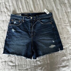 Gap Denim 4” high rise Jean Shorts size 31 Tall NWT